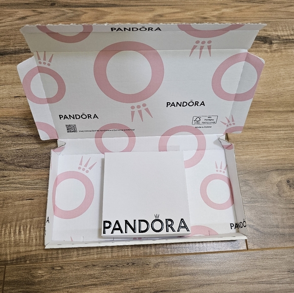 New Pandora Celestial Heart Clasp Bangle - Picture 10 of 10